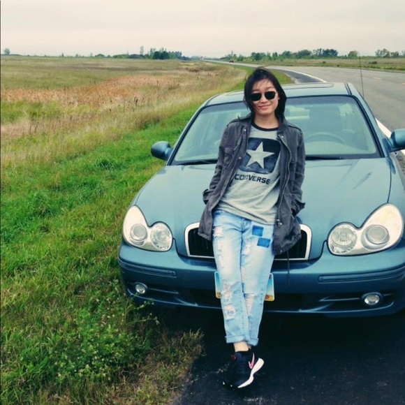 🌝Meet your Posher🌝 - Picture 3 of 4